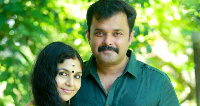 ന​ടി അ​മ്പി​ളി ദേ​വി​യു​ടെ കേ​സി​ല്‍ ഭ​ര്‍​ത്താ​വ് ആ​ദി​ത്യ​ന്‍ ജ​യ​ന്  ഇ​ട​ക്കാ​ല ജാ​മ്യം