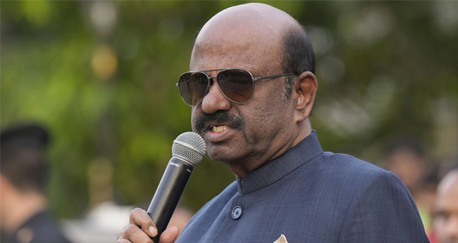 റ​ബ​ർ ക​ർ​ഷ​ക​രുടെ രക്ഷയ്ക്ക് ഇ​രു​പ​തി​ന ശി​പാ​ർ​ശ​കളു​മാ​യി ബം​ഗാ​ൾ ഗ​വ​ർ​ണ​ർ ഡോ. ആ​ന​ന്ദ​ബോ​സ്