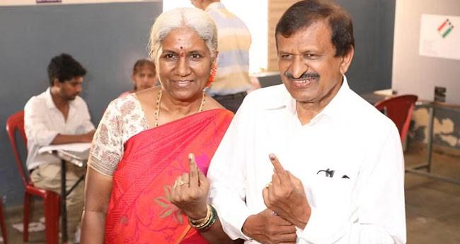 കു​ടും​ബ​ത്തി​ല്‍ നി​ന്നും പ​ത്താ​മ​ത്തെ​യാ​ള്‍‍?; ച​ന്ന​പ​ട്ട​ണ​യി​ല്‍ ദേ​വ​ഗൗ​ഡ​യു​ടെ മ​ക​ള്‍‍ മ​ത്‌​സ​രി​ച്ചേക്കും