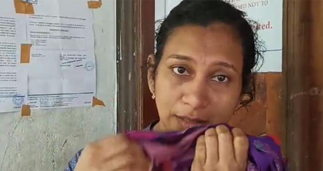 സ​ന്ധ്യ​യും മ​ക്ക​ളും പു​തു​ജീ​വി​ത​ത്തി​ലേ​ക്ക്; വീ​ടി​ന്‍റെ താ​ക്കോ​ൽ കൈ​മാ​റി