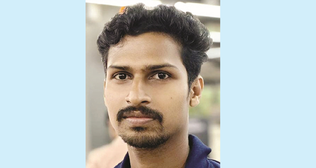 ജീ​പ്പി​ടി​ച്ച് സ്‌​കൂ​ട്ട​ര്‍ യാ​ത്രി​ക​ന്‍  മ​രി​ച്ചു