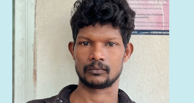 അ​ച്ഛ​നെ ത​ലയ്​ക്ക​ടി​ച്ചു കൊ​ല​പ്പെ​ടു​ത്തി​യ  കേ​സി​ല്‍ യുവാവിന് എ​ട്ടു​ വ​ര്‍​ഷം ത​ട​വ്