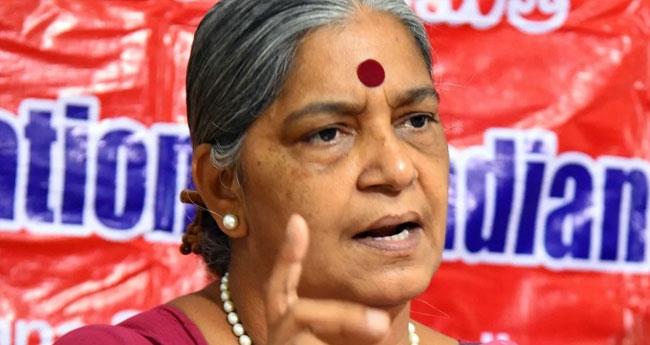 രാ​ഹു​ല്‍ മാ​ങ്കൂ​ട്ട​ത്തി​ല്‍ പെ​ണ്‍​കു​ട്ടി​ക​ളെ ശ​ല്യം ചെ​യ്യു​ന്ന​യാ​ൾ:  ആ​നി രാ​ജ