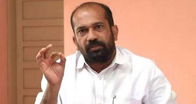 വ​ട​ക്കാ​ഞ്ചേ​രി ഫ്ലാ​റ്റ് ത​ട്ടി​പ്പ്: മു​ഖ്യ​മ​ന്ത്രി​ക്ക് എ​തി​രേ​യു​ള്ള തെ​ളി​വു​ക​ൾ ഇ​ന്ന് പു​റ​ത്തു​വി​ടു​മെ​ന്ന് അ​നി​ൽ അ​ക്ക​ര