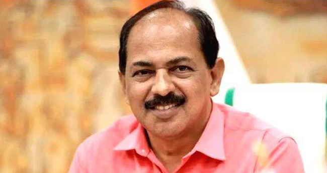 റേ​ഷ​ൻ​ക​ട​ക​ളൊ​ന്നും പൂ​ട്ടി​ല്ല: മന്ത്രി