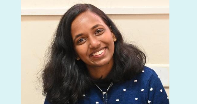അ​പ​ര്‍​ണ​യ്ക്ക്  1.32 കോ​ടി​യു​ടെ മേ​രി ക്യൂ​റി സ്‌​കോ​ള​ര്‍​ഷി​പ്പ്