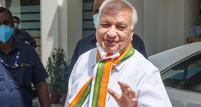 സ്വ​ര്‍​ണ​ക്ക​ട​ത്ത് പ​ണം ദേ​ശ​വി​രു​ദ്ധ പ്ര​വ​ര്‍​ത്ത​ന​ങ്ങ​ള്‍​ക്ക് ഉ​പ​യോ​ഗി​ച്ച​തി​ൽ റി​പ്പോ​ർ​ട്ട് തേ​ടി: ഗ​വ​ർ​ണ​ർ