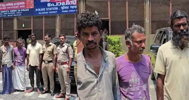 ക​ട​യു​ടെ പൂ​ട്ട് ത​ക​ർ​ത്ത് മോ​ഷ​ണം; ഒ​ളി​വി​ലാ​യി​രു​ന്ന പ്ര​തി​ക​ൾ പി​ടി​യി​ൽ