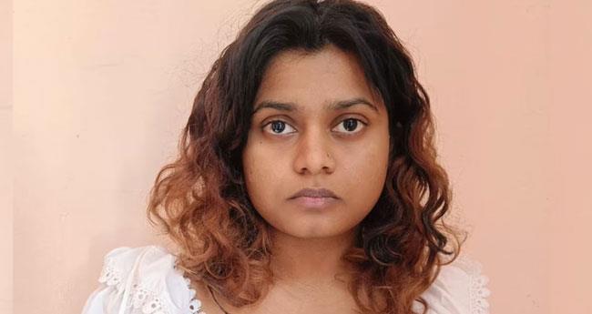 വി​ദേ​ശ​ത്ത് ജോ​ലി വാ​ഗ്ദാ​നം ചെ​യ്ത് ല​ക്ഷ​ങ്ങ​ൾ ത​ട്ടി​യ യു​വ​തി അ​റ​സ്റ്റി​ൽ