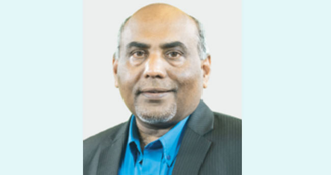 പ്രഫ. അരുണ്‍ ഏബ്രഹാം ഏലിയാസ് രാജഗിരി ബിസിനസ് സ്‌കൂള്‍ ഡയറക്ടര്‍ ആന്‍ഡ് ഡീന്‍