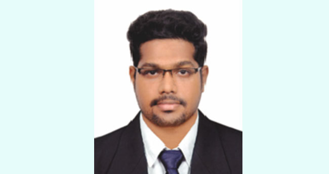 എം​ഡി​എ​സ് പ​രീ​ക്ഷ​യി​ൽ ഒ​ന്നാം റാ​ങ്ക്  മ​ത്സ്യ​ത്തൊ​ഴി​ലാ​ളി​യു​ടെ മ​ക​ന്