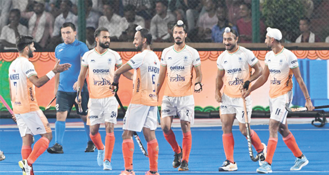 ഏ​ഷ്യാക​പ്പ്: ഇ​ന്ത്യ​ക്ക് ത​ക​ർ​പ്പ​ൻ ജ​യം
