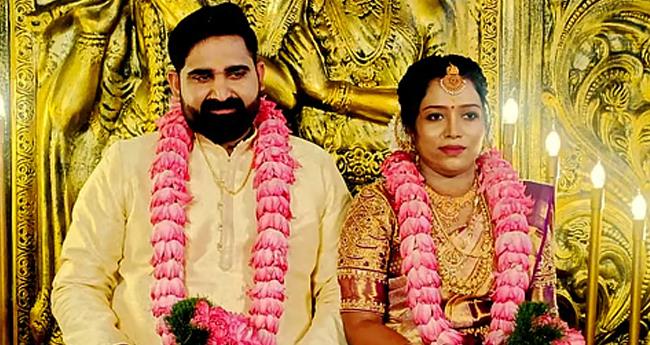 അ​ക്ര​മ രാ​ഷ്ട്രി​യ​ത്തി​ന്‍റെ ജീ​വി​ക്കു​ന്ന ഇ​ര; ഡോ. ​അ​സ്ന വി​വാ​ഹി​ത​യാ​യി