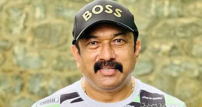 പ​രാ​തി​ക​ൾ വേ​ദ​നി​പ്പി​ച്ചു; അ​മ്മ തെ​ര​ഞ്ഞെ​ടു​പ്പി​ൽ നി​ന്ന് പി​ന്മാ​റി ബാ​ബു​രാ​ജ്