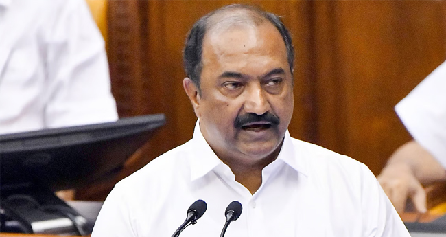 ഒരു വർഷത്തിനകം ആ​ദ്യ​ഘ​ട്ട  പു​ന​ര​ധി​വാ​സമെന്ന് മ​ന്ത്രി ബാ​ല​ഗോ​പാ​ൽ