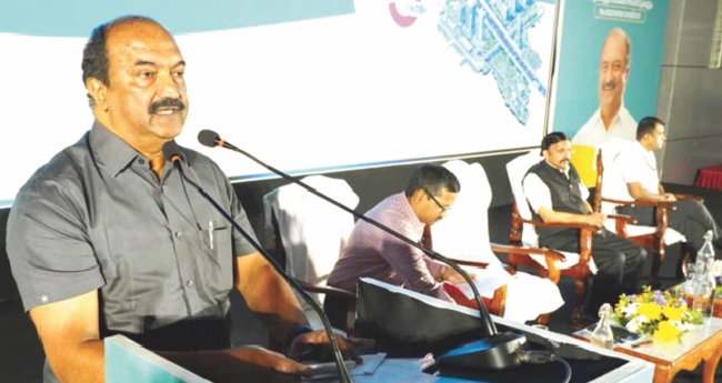 കേരള മോഡല്‍ മാനവ വികസനത്തിലെ ലോകമാതൃക: ധനമന്ത്രി