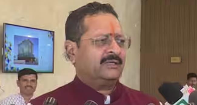 ഗാ​ന്ധി വ​ധം ആ​സൂ​ത്ര​ണം ചെ​യ്ത​ത് നെ​ഹ്‍​റു; വി​വാ​ദ പ​രാ​മ​ർ​ശ​വു​മാ​യി ബി​ജെ​പി എം​എ​ൽ​എ