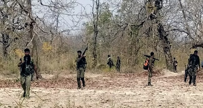 മാവോയിസ്റ്റ് ആക്രമണത്തിൽ  രണ്ട് എസ്ടിഎഫ്  ജവാന്മാർക്കു വീരമൃത്യു