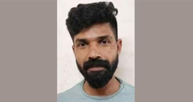 ബ​സ് ജീ​വ​ന​ക്കാ​രു​ടെ മ​ർ​ദ​ന​മേ​റ്റ് ഓ​ട്ടോ ഡ്രൈ​വ​ർ മ​രി​ച്ച സം​ഭ​വം: പ്ര​തി​യാ​യ ബ​സ് ഡ്രൈ​വ​ർ മ​രി​ച്ച നി​ല​യി​ൽ