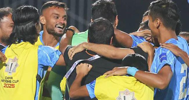 കാ​ഫ നേ​ഷ​ന്‍​സ് ക​പ്പി​ല്‍ ഇ​ന്ത്യ​ക്ക് മൂ​ന്നാം സ്ഥാ​നം; ഒ​മാ​നെ ഷൂ​ട്ടൗ​ട്ടി​ല്‍ വീ​ഴി​ച്ചു