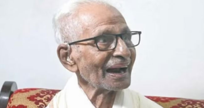 കാ​ര്‍​ട്ടൂ​ണി​സ്റ്റ്  സു​കു​മാ​ര്‍  അ​ന്ത​രി​ച്ചു