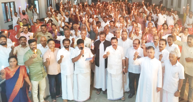 ഒ​ഡീ​ഷയിലെ ബ​​​​ജ്‌​​​​രം​​​​ഗ്‌​​​​ദ​​​​ൾ ആ​​​​ക്ര​​​​മ​​​​ണം; ക​​​​ത്തോ​​​​ലി​​​​ക്ക കോ​​​​ൺ​​​​ഗ്ര​​​​സ്‌  പ്ര​​​​തി​​​​ഷേ​​​​ധ ജ്വാ​​​​ല ന​​​​ട​​​​ത്തി