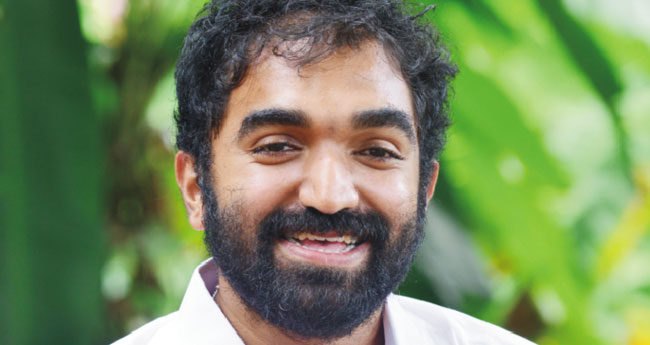 ജ​ന​മ​ന​സി​ൽ  വി​ഴി​ഞ്ഞം  ഉ​മ്മ​ൻ ചാ​ണ്ടി​യു​ടെ  പേ​രി​ൽ: ചാ​ണ്ടി ഉ​മ്മ​ൻ