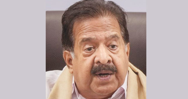 പി​എം കു​സും  അ​ഴി​മ​തി അ​ന​ർ​ട്ടി​ന്‍റെ വി​ശ​ദീ​ക​ര​ണം  പ​ച്ച​ക്ക​ള്ള​ം: ചെ​ന്നി​ത്ത​ല