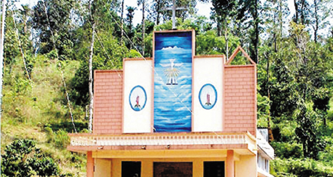 അ​​ഭ​​യ​​മാ​​യി  ചൂ​​ര​​ൽ​​മ​​ല സെ​​ന്‍റ്  സെ​​ബാ​​സ്റ്റ്യ​​ൻ​​സ് പ​ള്ളി