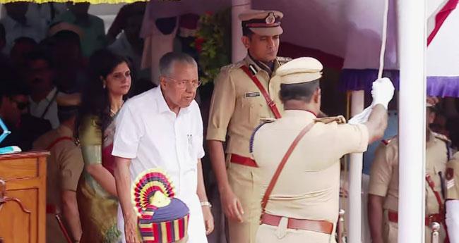 ഭ​ര​ണ​ഘ​ട​നാ​മൂ​ല്യ​ങ്ങ​ൾ ന​ട​പ്പാ​ക്കാ​നു​ള്ള​താ​ണ്: മു​ഖ്യ​മ​ന്ത്രി പി​ണ​റാ​യി വി​ജ​യ​ൻ