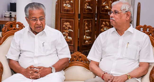 ഭാ​ര​താം​ബ ചി​ത്രം: എ​തി​ർ​പ്പ്  ഗ​വ​ർ​ണ​റെ മു​ഖ്യ​മ​ന്ത്രി അ​റി​യി​ക്കും