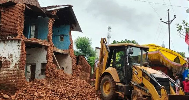 വീടിന്‍റെ ചുമരിടിഞ്ഞുവീണ് ഒന്പതു കുട്ടികൾ മരിച്ചു