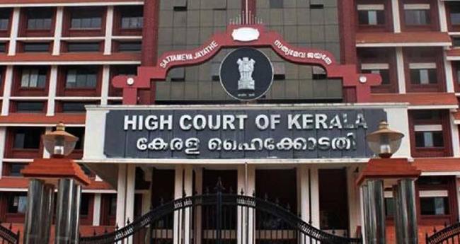 എ​സ്എ​ഫ്ഐ​യു​ടെ പ​രാ​തി; കോ​ള​ജ് യൂ​ണി​യ​ൻ തെ​ര​ഞ്ഞെ​ടു​പ്പ് ഹൈ​ക്കോ​ട​തി സ്റ്റേ ചെയ്തു