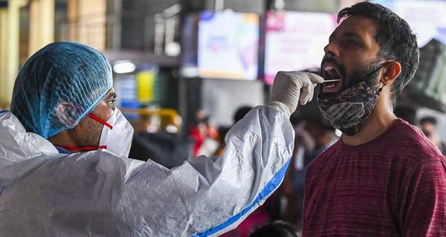 കോ​വി​ഡ് ര​ണ്ടാം ത​രം​ഗ​ത്തി​ന്‍റെ ശ​ക്തി കു​റ​യു​ന്നു
