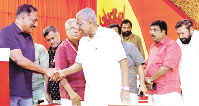 ആഭ്യന്തരവകുപ്പിനെ തഴുകൽ:  ബിനോയ് വിശ്വത്തിനു വിമർശനം
