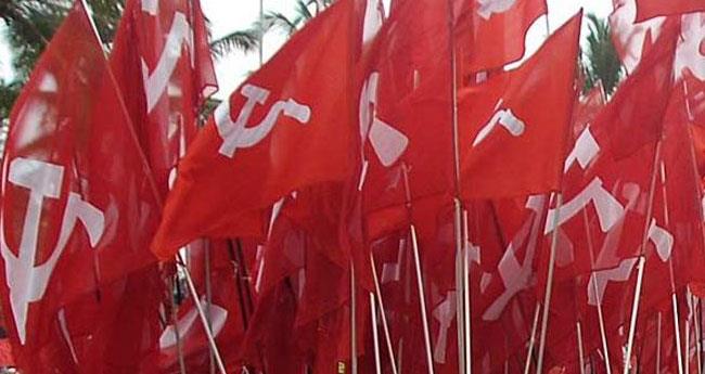 ചേ​വാ​യൂ​ർ സ​ഹ​ക​ര​ണ ബാ​ങ്കി​ലെ കോ​ൺ​ഗ്ര​സ് വി​മ​ത​ർ സി​പി​എ​മ്മി​ൽ ചേ​ർ​ന്നു