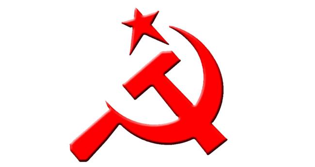 ദി​വ്യ​യെ സം​ര​ക്ഷി​ച്ച്.., തി​ടു​ക്ക​ത്തി​ൽ ന​ട​പ​ടി വേ​ണ്ടെ​ന്ന് സി​പി​എം