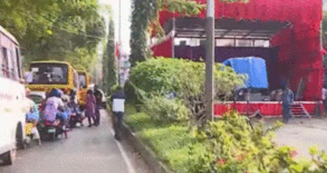 വ​ഴി ത​ട​ഞ്ഞ് സി​പി​എം സ​മ്മേ​ള​നം; പോ​ലീ​സ് കേ​സെ​ടു​ത്തു
