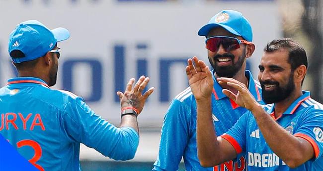 ഷ​മി​ക്കു അ​ഞ്ച് വി​ക്ക​റ്റ്; ഓ​സ്ട്രേ​ലി​യ​യ്ക്കെ​തി​രെ ഇ​ന്ത്യ​യ്ക്ക് 277 റ​ണ്‍​സ് വി​ജ​യ​ല​ക്ഷ്യം