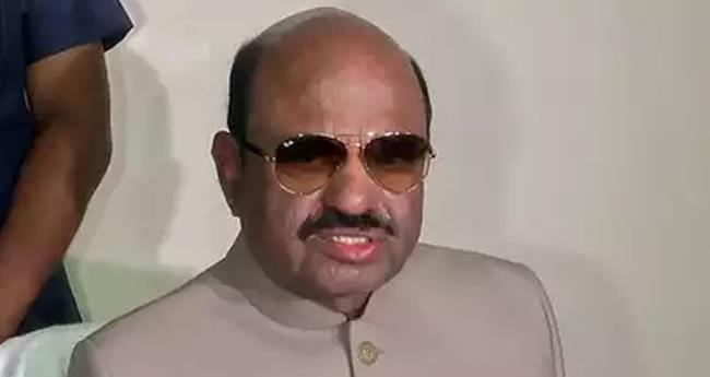 എം.​ടി: ഭാ​ഷാ സാ​ഹി​ത്യ​ത്തെ വി​ശ്വ​സാ​ഹി​ത്യ​വു​മാ​യി ബ​ന്ധി​പ്പി​ച്ച മാ​രി​വി​ൽ​പ്പാ​ലം: സി.​വി. ആ​ന​ന്ദ​ബോ​സ്