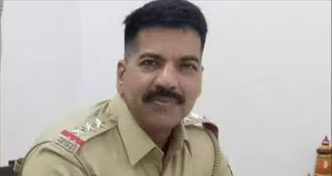 എൻകൗണ്ടർ സ്പെഷലിസ്റ്റ്  ദയ നായകിന്  എസിപി റാങ്ക്