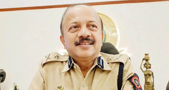 ദേവൻ ഭാരതി മുംബൈ പോലീസ് കമ്മീഷണർ