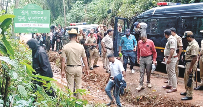 ധ​ർ​മ​സ്ഥ​ല​യി​ലെ പ​രി​ശോ​ധ​ന​ക​ൾ  കാ​ടി​നുള്ളിലേ​ക്കും