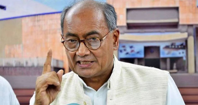 ചി​പ്പു​ള്ള ഏ​ത് മെ​ഷീ​നും ഹാ​ക്ക്  ചെ​യ്യാ​മെ​ന്ന് ദി​ഗ്‌വി​ജ​യ് സിം​ഗ്