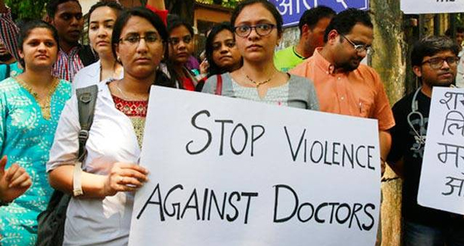  ഡോക്ടർമാർ രാത്രി തനിച്ച്  ഒറ്റപ്പെട്ട സ്ഥലങ്ങളിൽ പോകരുത്  ; വിവാദ നിർദേശം പിൻവലിച്ച്  ആസാം ആശുപത്രി