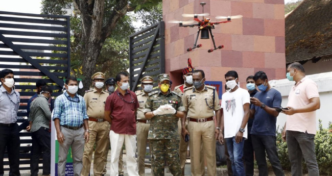 എ​ല്ലാ ജി​ല്ല​ക​ളി​ലും ഡ്രോ​ൺ  നി​രീ​ക്ഷ​ണ​വു​മാ​യി പോ​ലീ​സ്