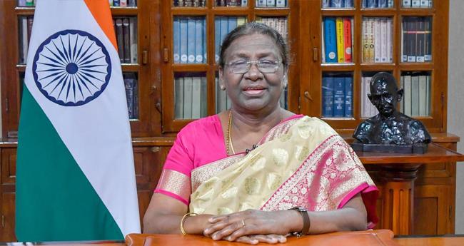 വ​ഖ​ഫ് ഭേ​ദ​ഗ​തി ഇ​നി നി​യ​മം; ബി​ല്ലി​ൽ ഒ​പ്പു​വ​ച്ച് രാ​ഷ്ട്ര​പ​തി