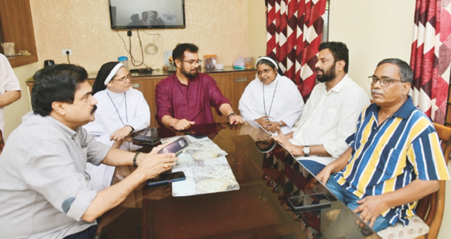 രാഷ്‌‌ട്രീയഭേദമെന്യേ ക​ന്യാ​സ്ത്രീ​ക​ൾ​ക്കു കേ​ര​ള​ത്തി​ന്‍റെ സാ​ന്ത്വ​നം