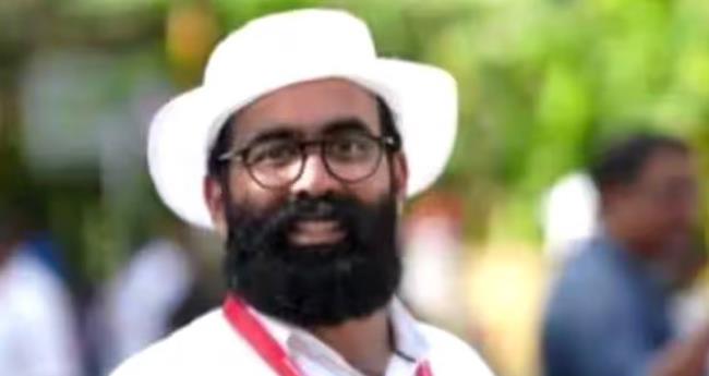 കാ​ഫി​ർ സ്ക്രീ​ൻ​ഷോ​ട്ട്; റി​ബേ​ഷി​നെ​തി​രെ യൂ​ത്ത് കോ​ൺ​ഗ്ര​സ് പ​രാ​തി ന​ൽ​കി