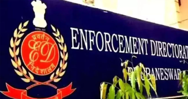 അ​ര​വി​ന്ദാ​ക്ഷ​നെ  ത​ല്ലു​ന്ന​തു  ക​ണ്ടി​ല്ലെ​ന്നു ജി​ജോ​ർ
